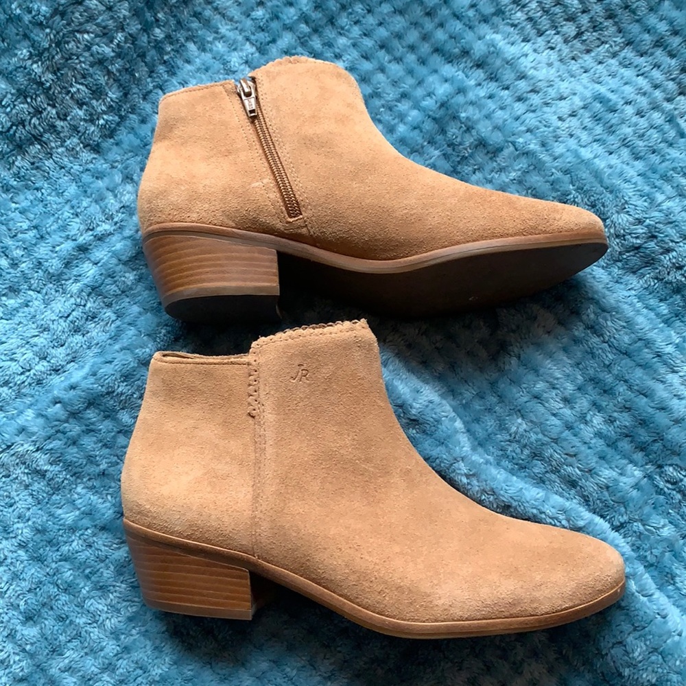 Jack Rogers brown suede booties! Like New, Worn once. Size 7.5.